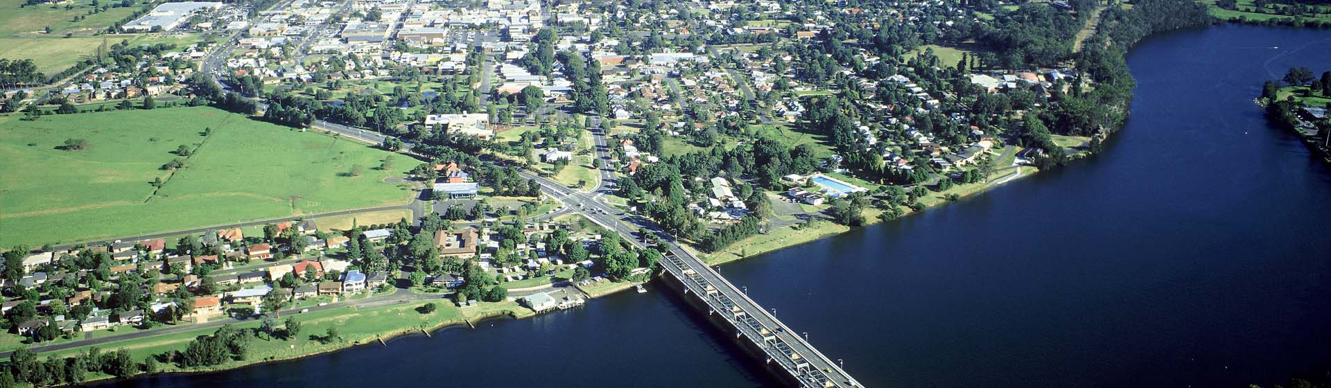 An aerial shot of a town in Australia