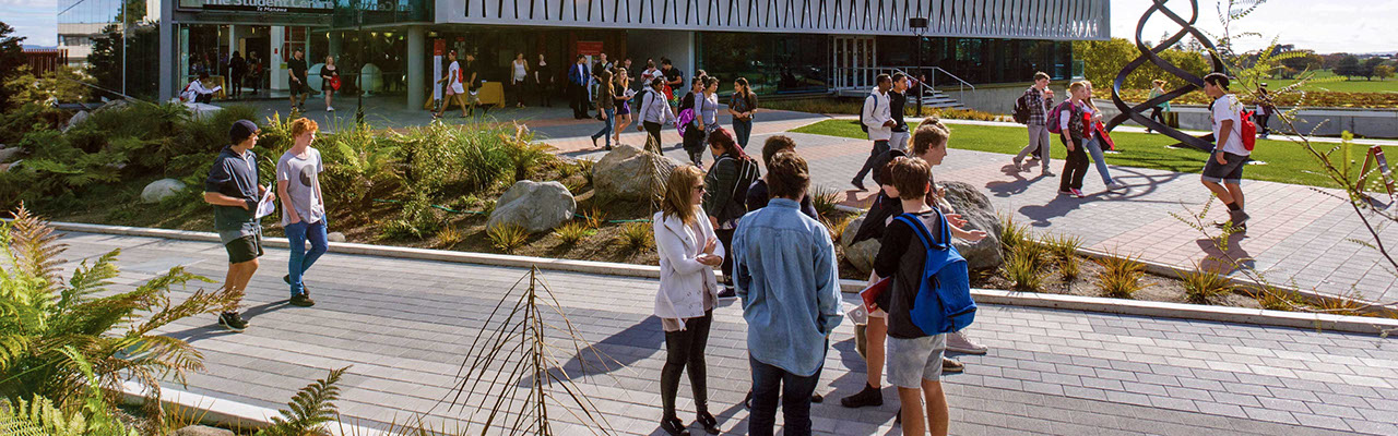 Students on campus at the University of Waikato